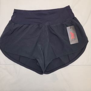 Athletic shorts Size L NWT